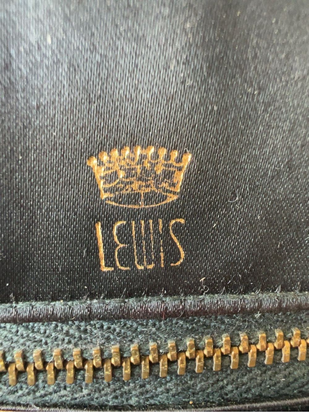 Vintage Lewis Black Patent Handbag 1960s Gold Hardware Structured Top Handle - Picture 11 of 11